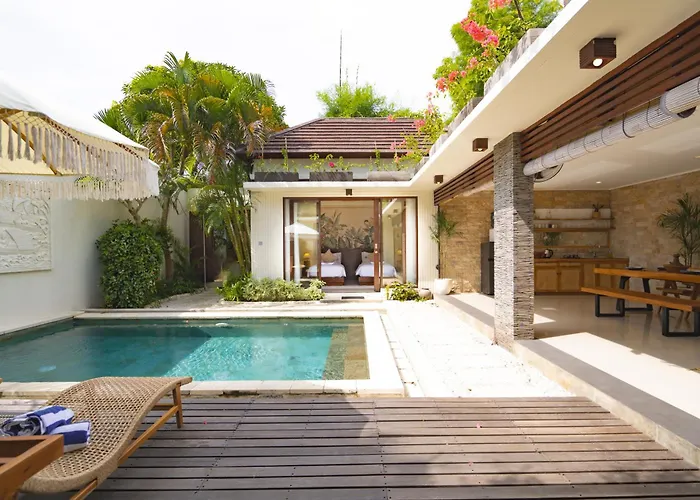 Cari Surf Villa